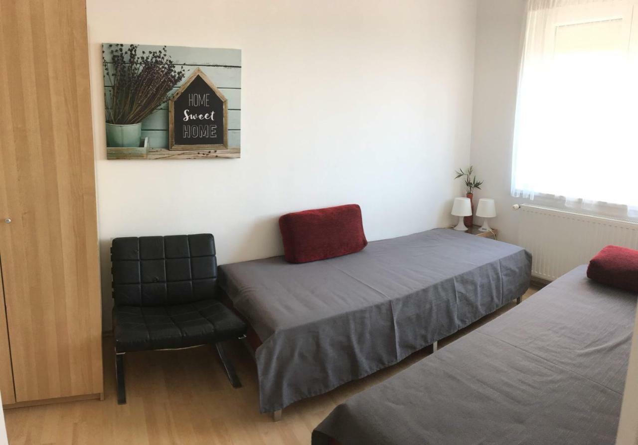 Comfort Apartment Keszthely Buitenkant foto